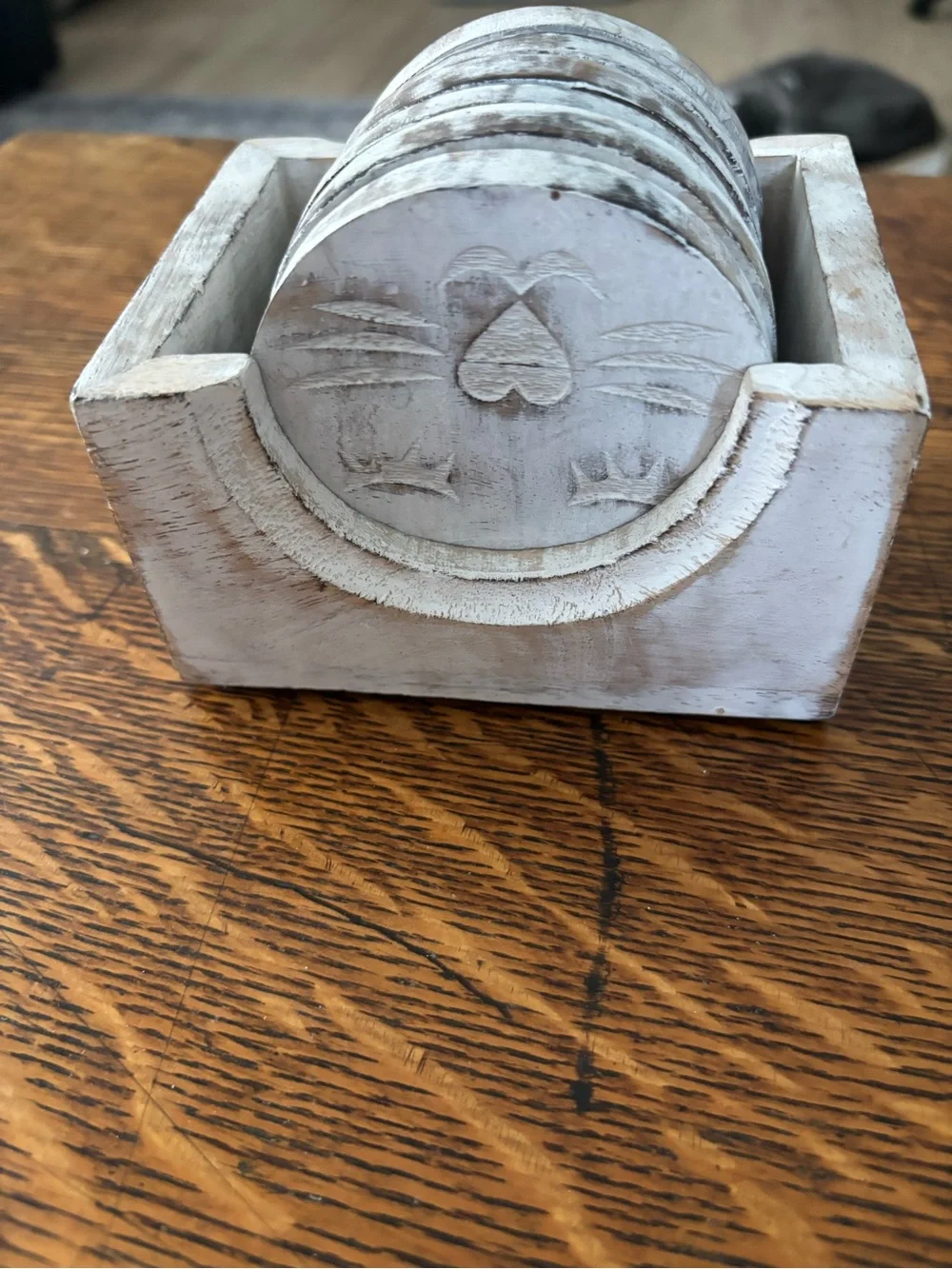 Set of 6 Distressed White Wooden Cat Coasters with Holder